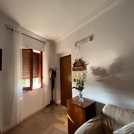 Cosy 2 Bedroom In Relaxing Seaside Town