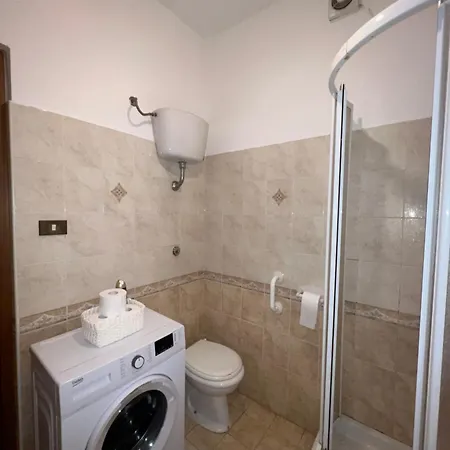 Cosy 2 Bedroom In Relaxing Seaside Town Apartment *
